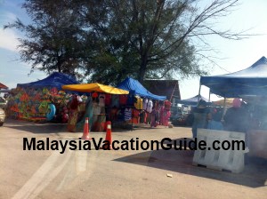 Pantai Remis Beach Stalls